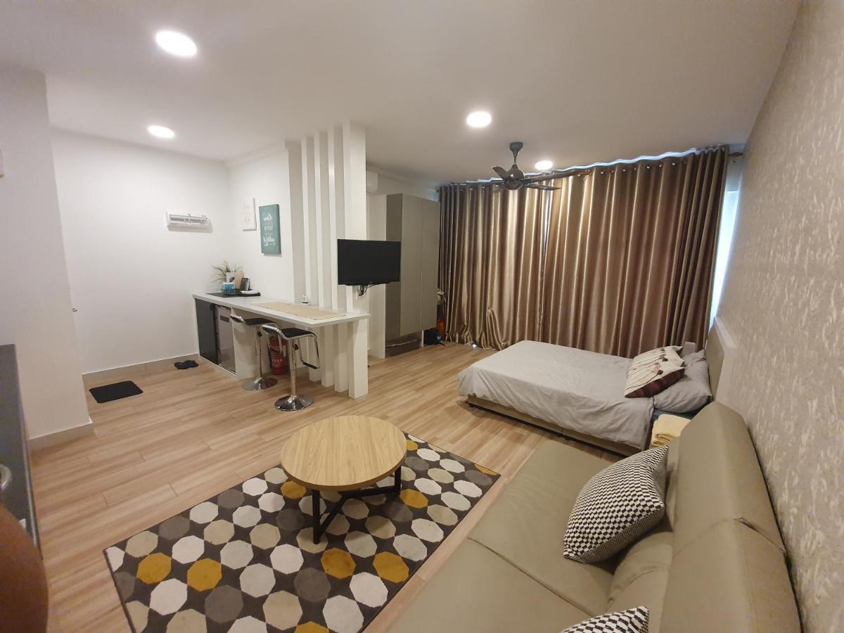 Mhb 30 Sulte Evo Soho Bandar Baru Bangi Free Netflix And Wifi Apartment Екстериор снимка