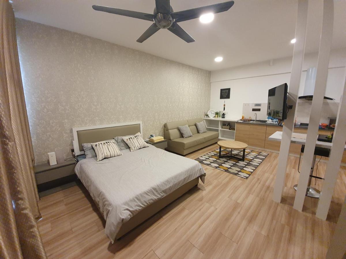 Mhb 30 Sulte Evo Soho Bandar Baru Bangi Free Netflix And Wifi Apartment Екстериор снимка